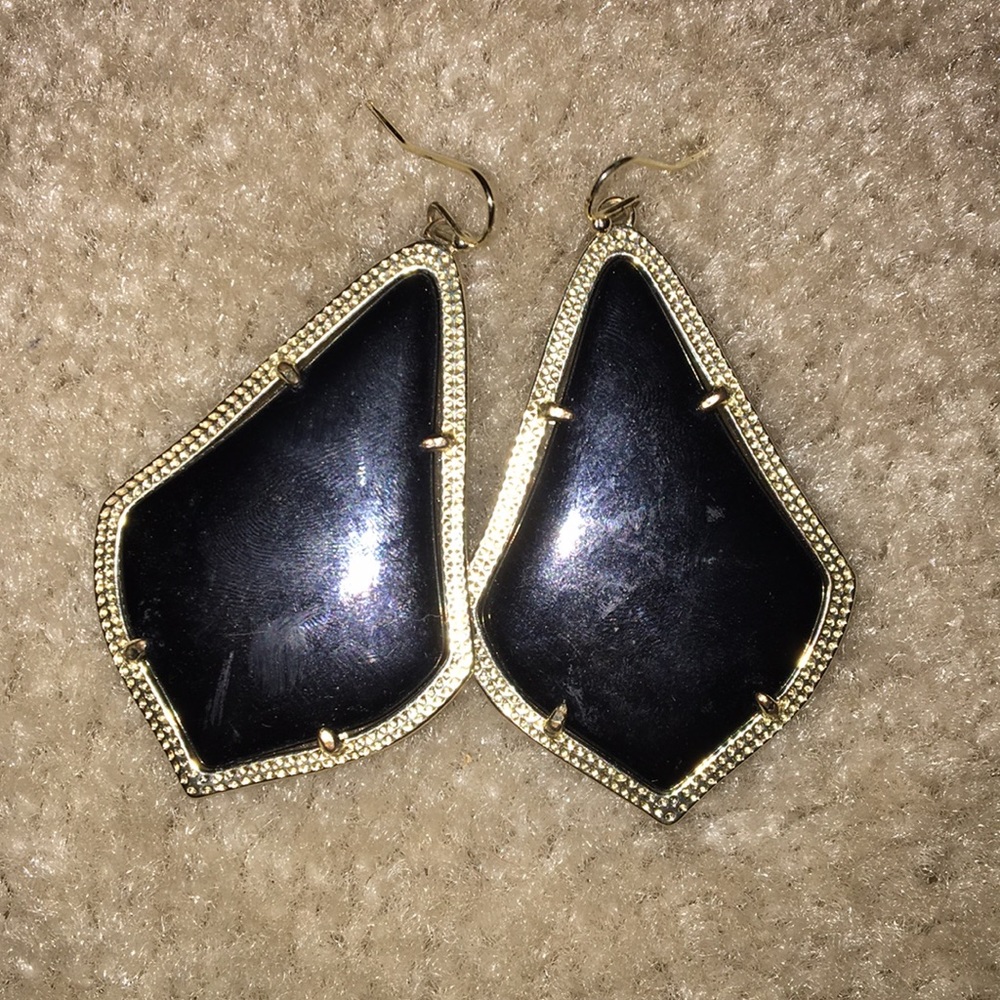 Kendra Scott earrings